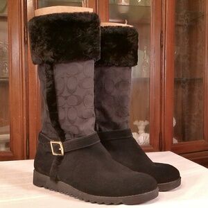 EC Coach Deeann Black Signature C Faux Fur Winter Boots w/GoldTone Acct Size 10B